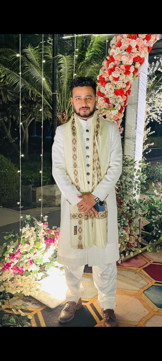 Groom Attire Ivory Achkan with Embroidered Gold Stole